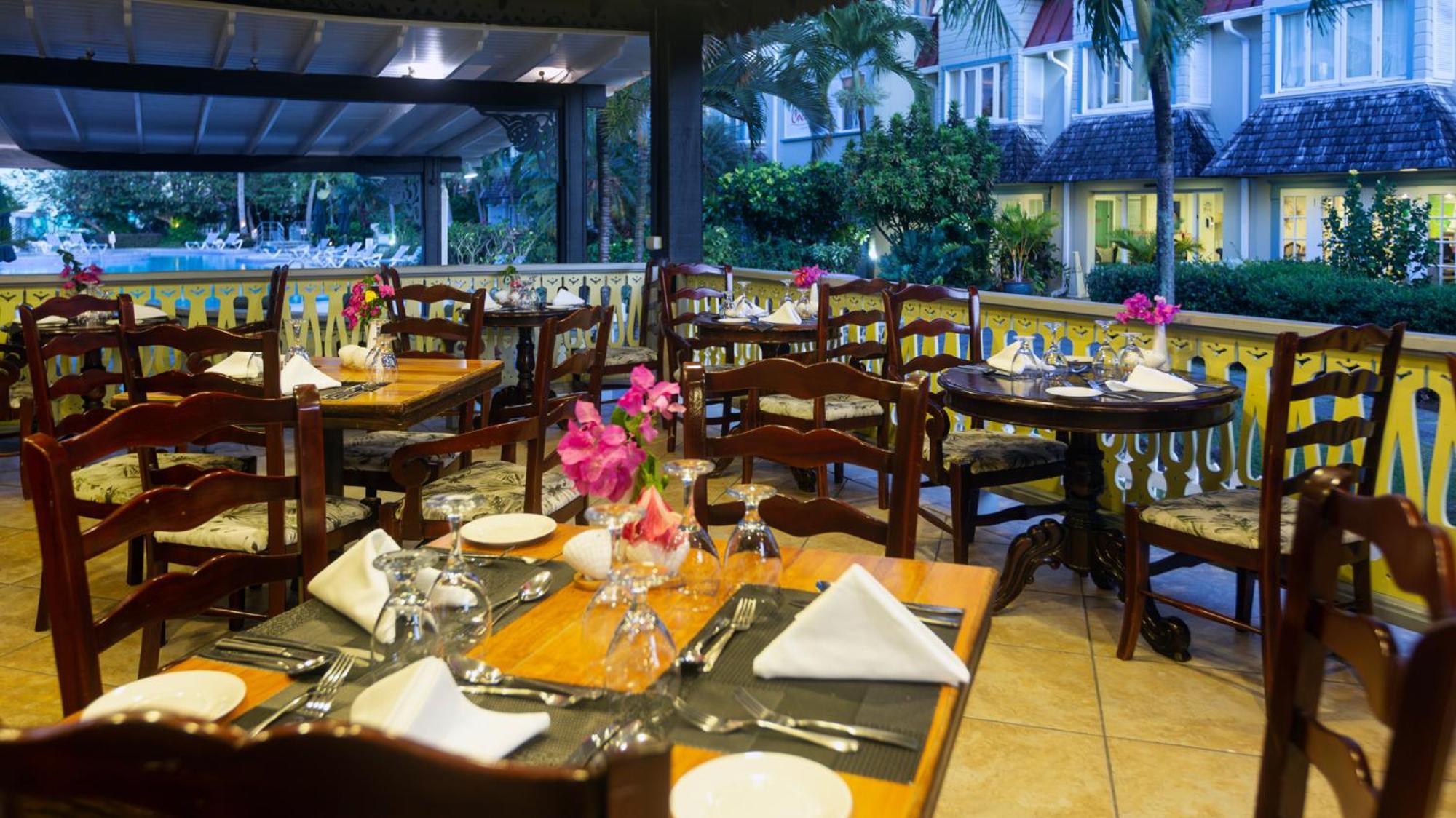 Coco Palm Hotel Gros Islet Bagian luar foto